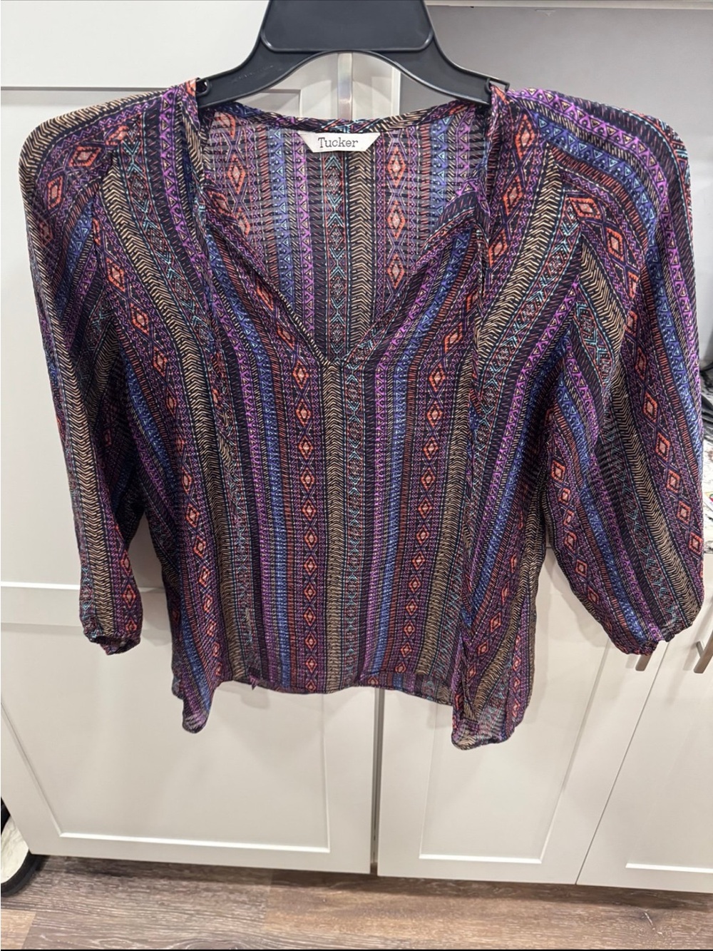 Like new, Tucker Blouse, 100% silk, size M